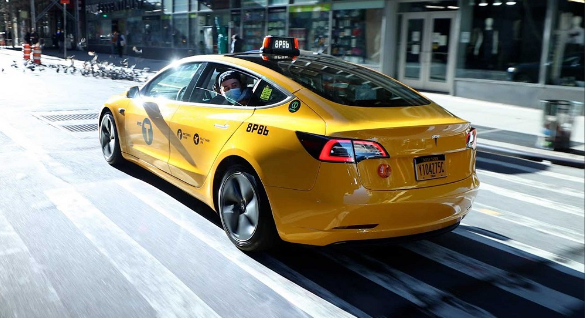 Tesla Robotaxi: En Ny Æra for Sjåførtjenester?